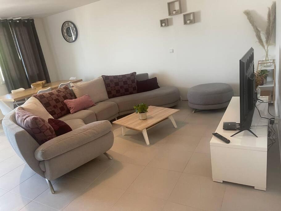 F3 Entier J - Proche Roissy-Villepinte-Paris Villiers-le-Bel Ngoại thất bức ảnh